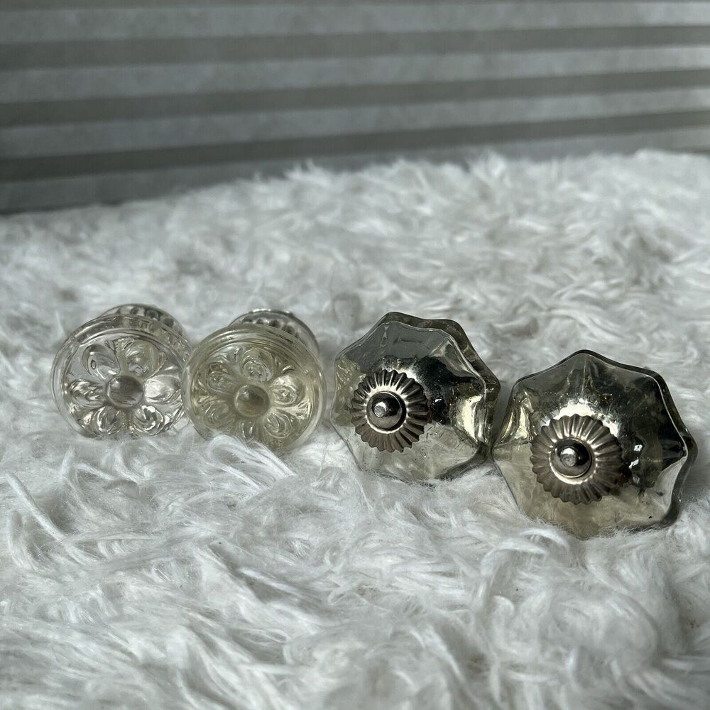 Cabinet Door Drawer Knobs, Set Of 4, 2 glass clear, 2 silver mirror finish